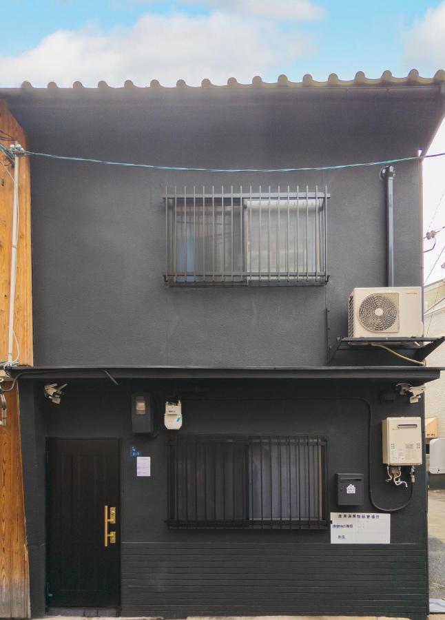 花園町駅から1分 難波から4分 今年リフォーム済み シャワー洗面トイレ各階付き 通天閣難波天王寺大阪城近々 Wi-Fi有り 星夜屋アパートメント エクステリア 写真